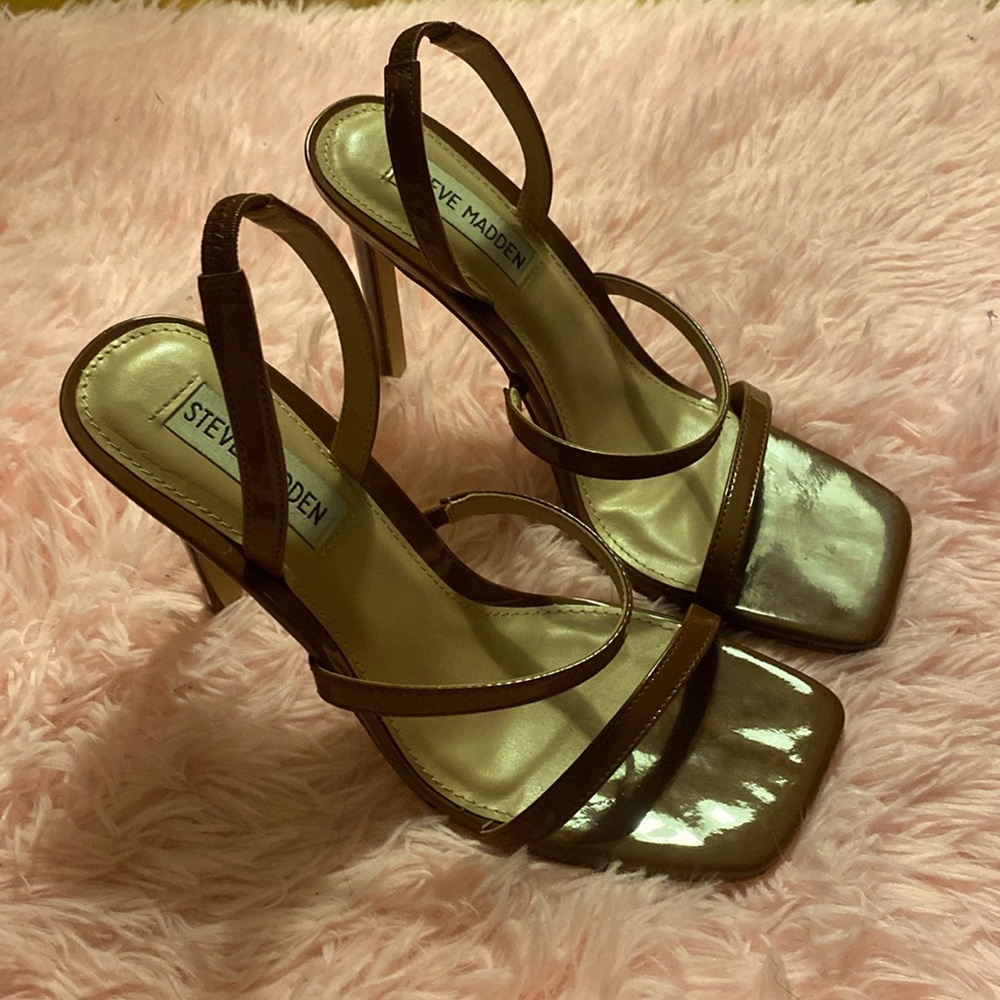 Nude Brown Steve Madden heels